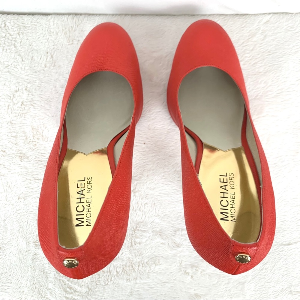 👠MICHAEL Michael Kors Davis Red Textured Pumps 10 - Picture 11 of 13